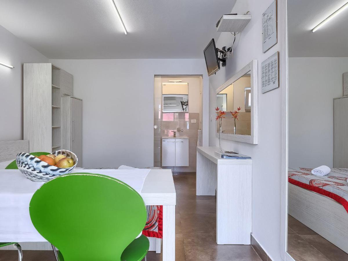 Apartment Nika-10 By Interhome 乌马格 外观 照片